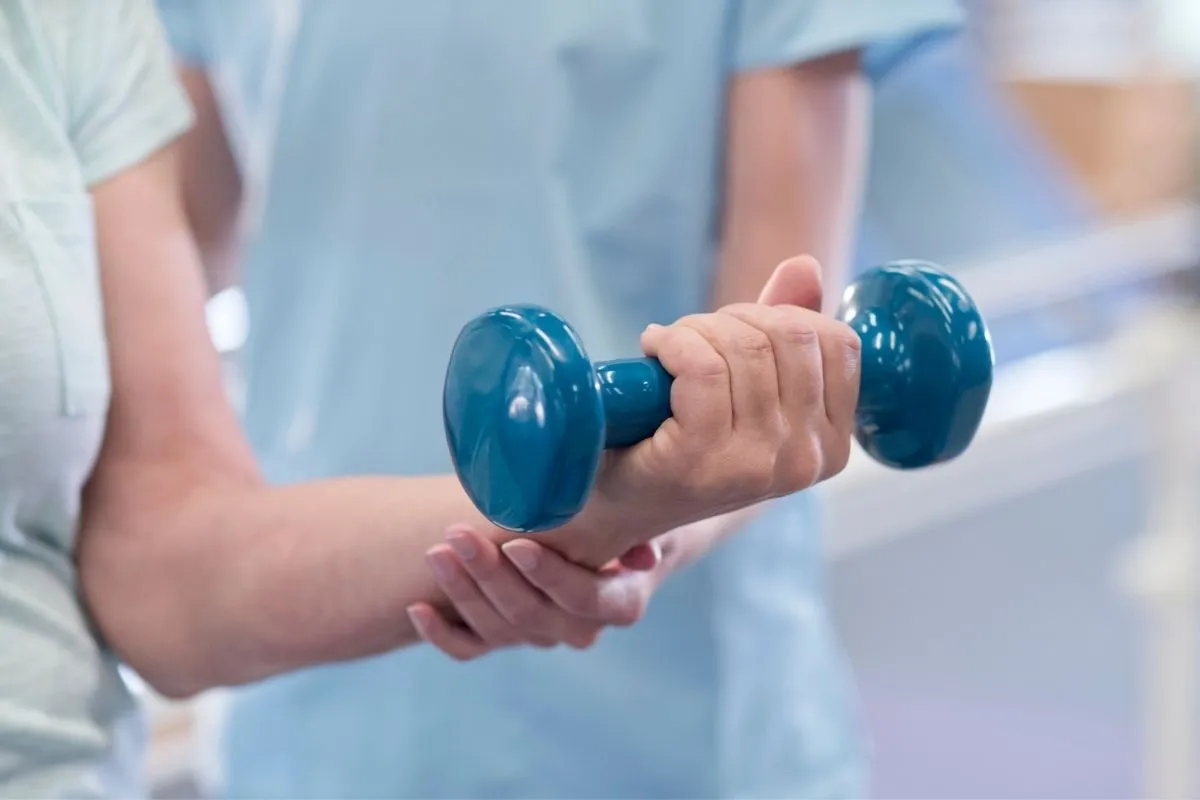 exercicios-reabilitacao-mao-lesoes